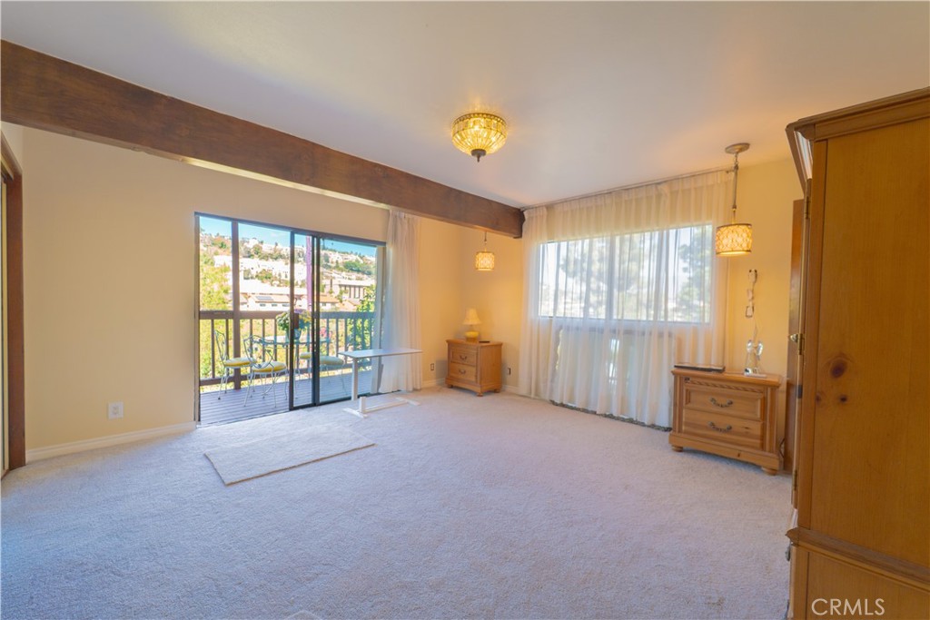 945 Mira Valle Street Property Photo 16