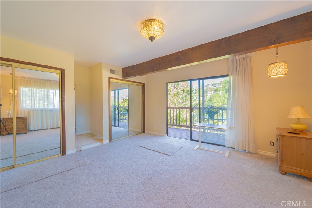 945 Mira Valle Street Property Photo 17