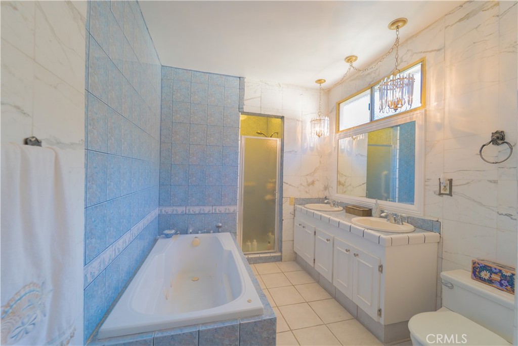 945 Mira Valle Street Property Photo 24