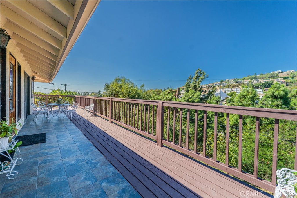 945 Mira Valle Street Property Photo 34
