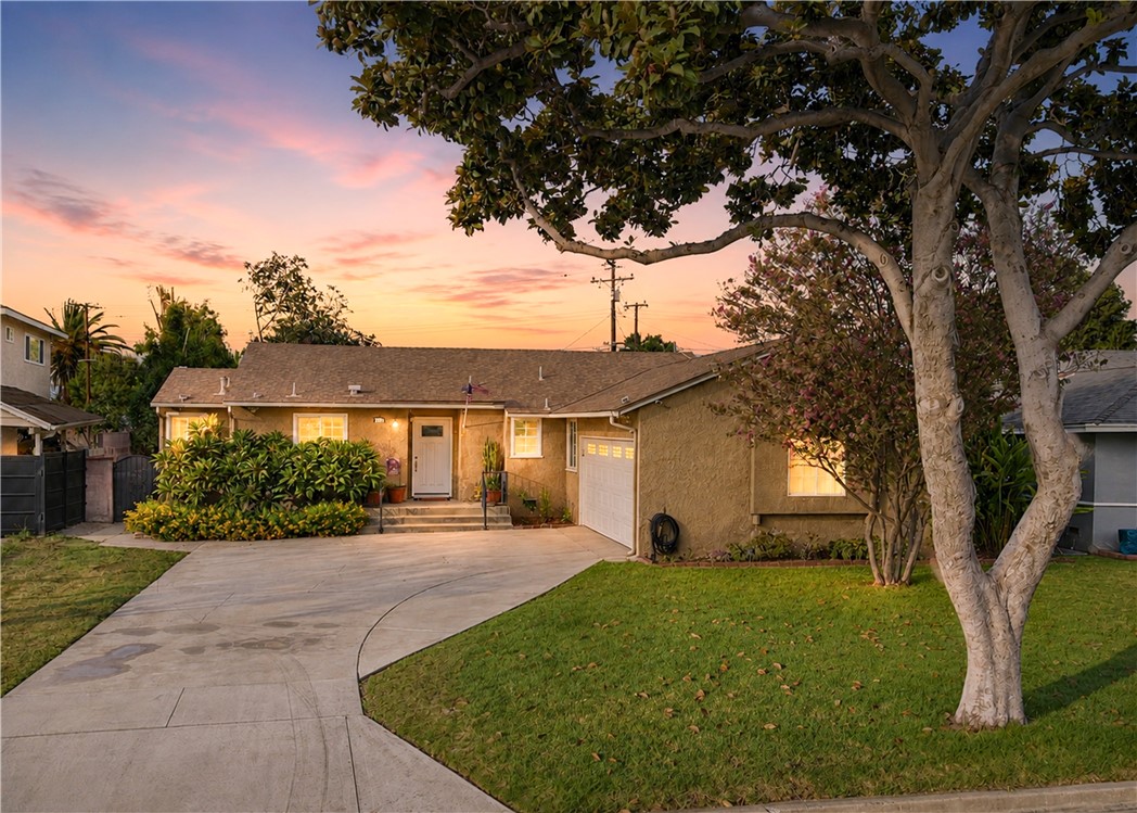 7211 Glencliff Property Photo 1