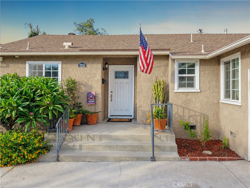 7211 Glencliff Property Photo 3