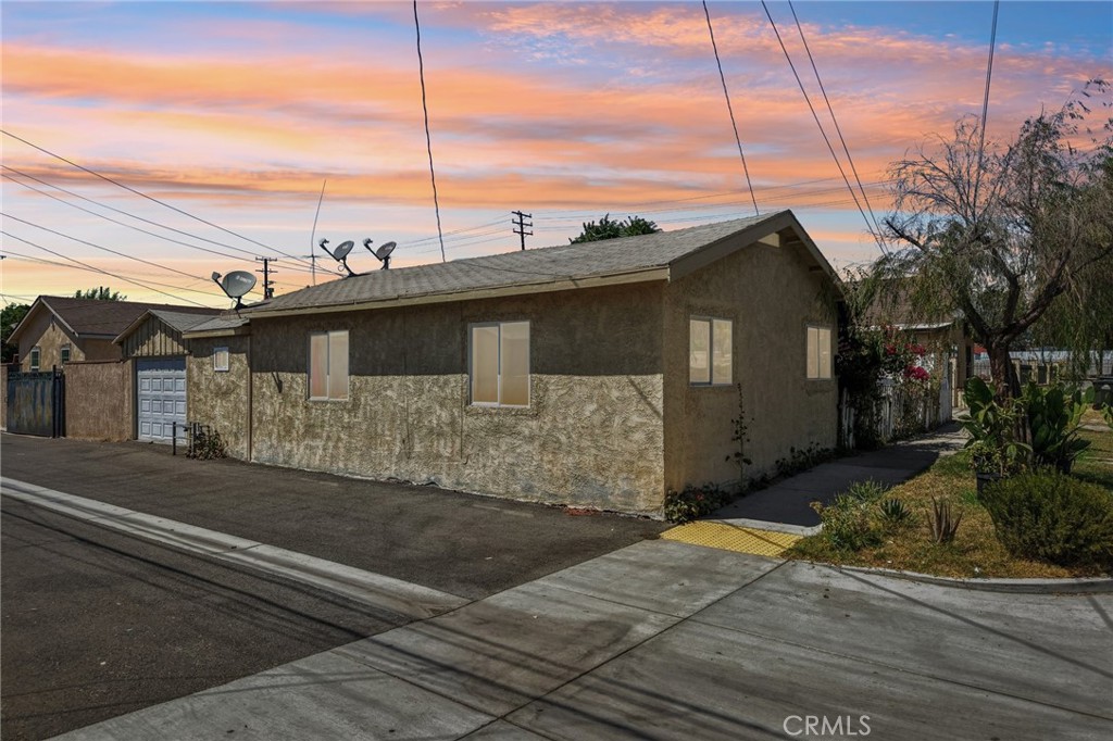 412 S Fern Avenue Property Photo 1