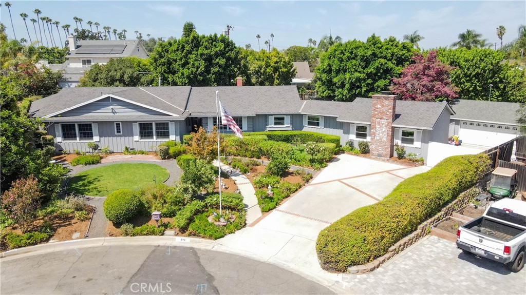 419 E Sunny Hills Property Photo 1
