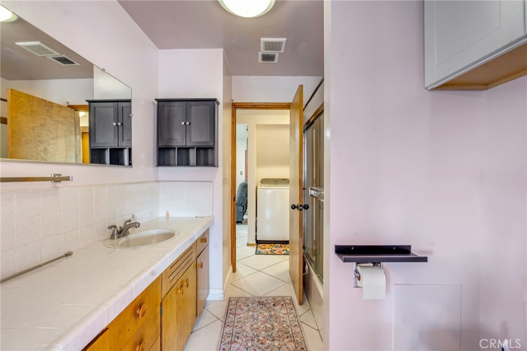 535 E Valencia Street Property Photo 14
