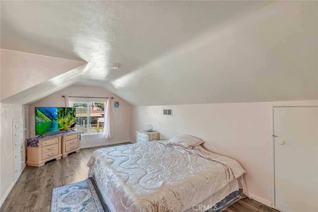 535 E Valencia Street Property Photo 29