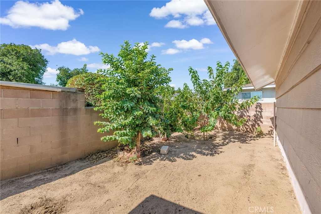 535 E Valencia Street Property Photo 34