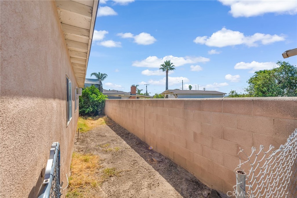 535 E Valencia Street Property Photo 35