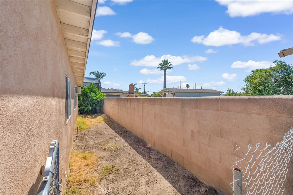 535 E Valencia Street Property Photo 35