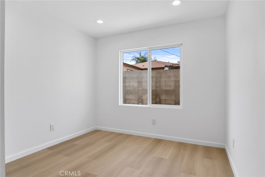 4747 Pixie Property Photo 8