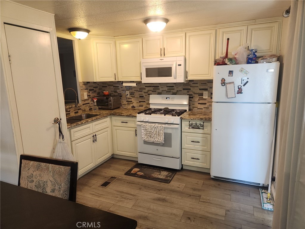26871 Alessandro Boulevard 97 Property Photo 12