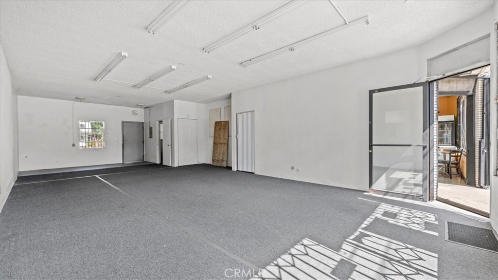 2171 Santa Fe Property Photo 15