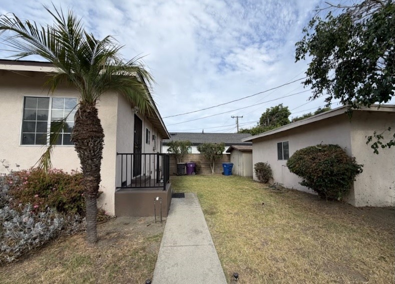 2901 Webster Property Photo 6