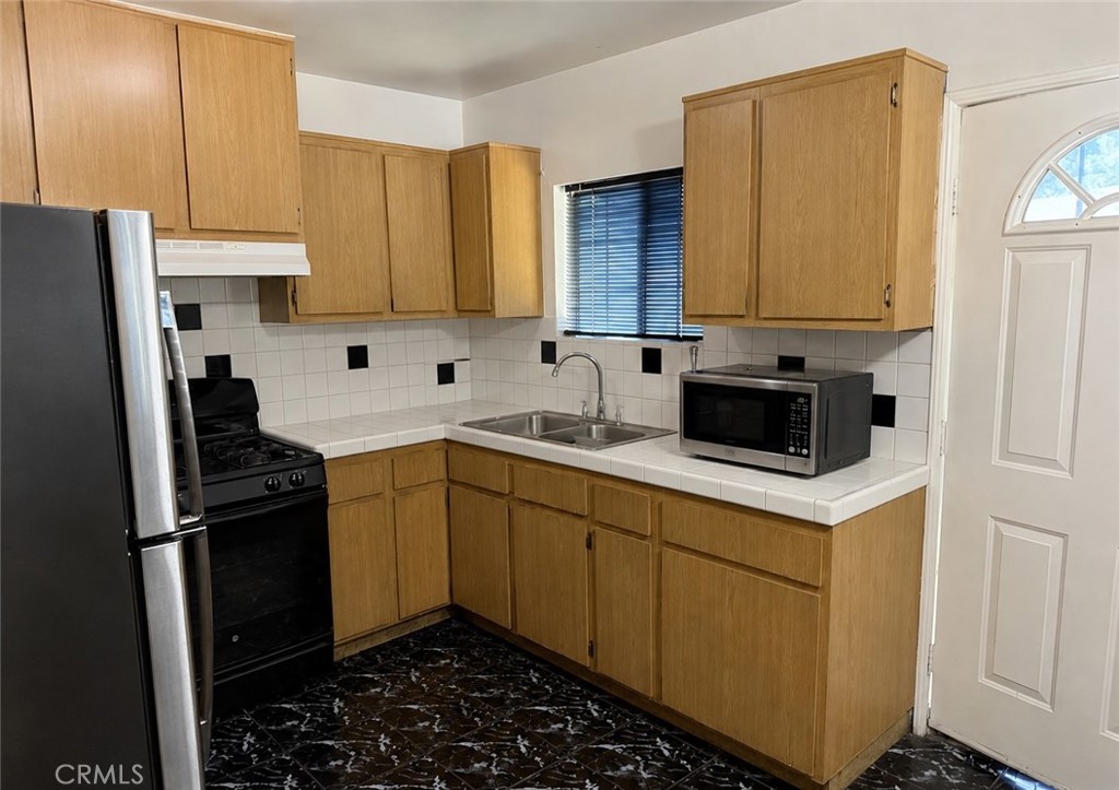 2901 Webster Property Photo 11