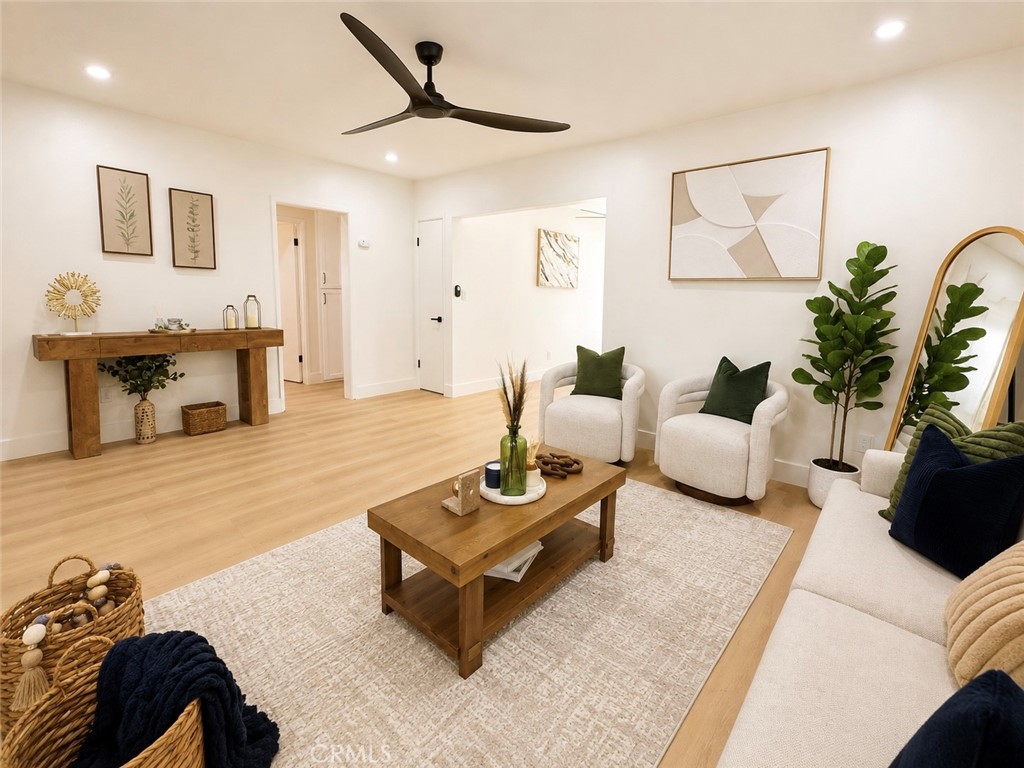 8214 Jadeite Ave Property Photo 3
