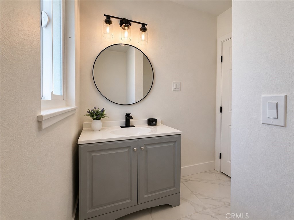 8214 Jadeite Ave Property Photo 14