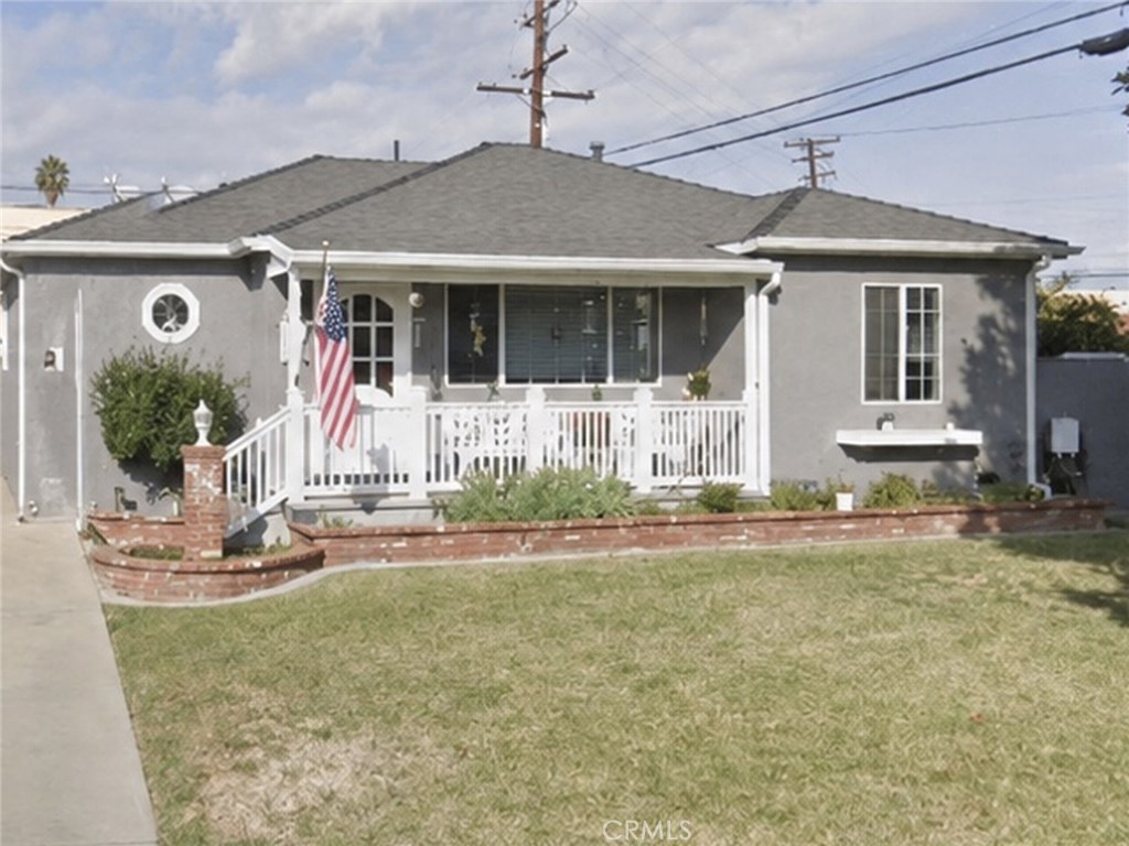 7805 Eglise Property Photo 1