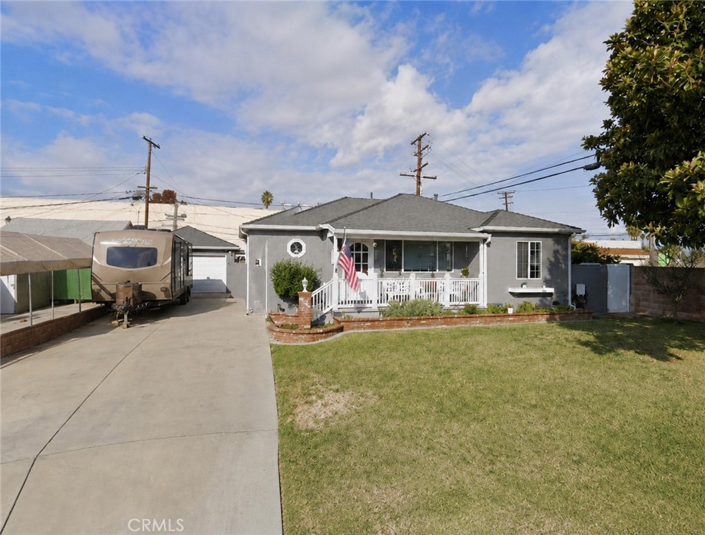 7805 Eglise Property Photo 3