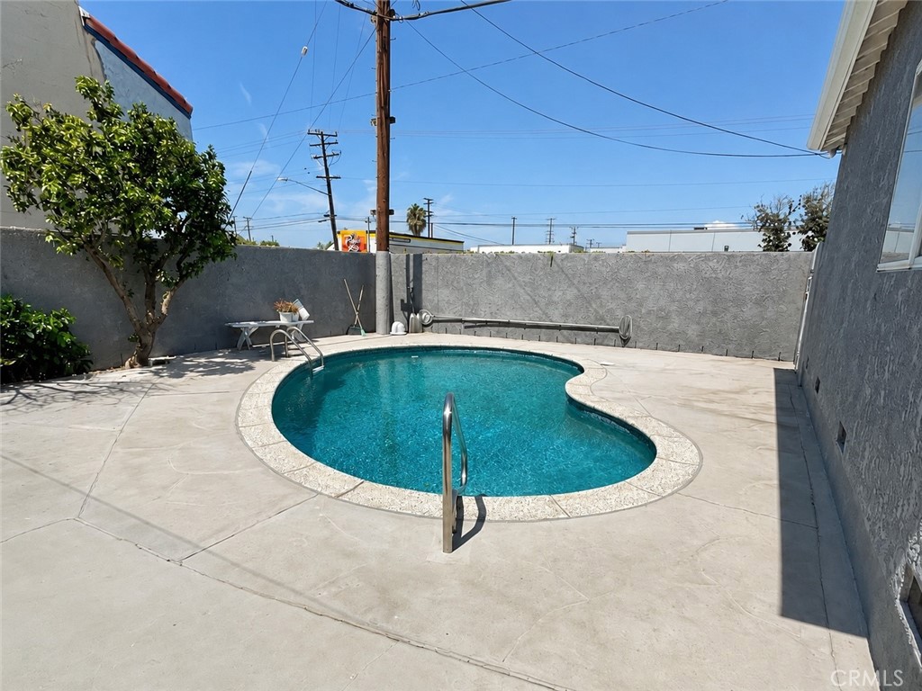 7805 Eglise Property Photo 11