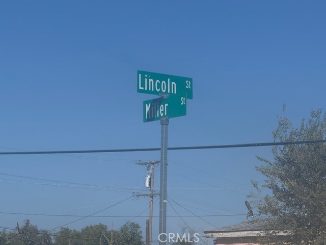 1231 1/2 Lincoln Property Photo 10