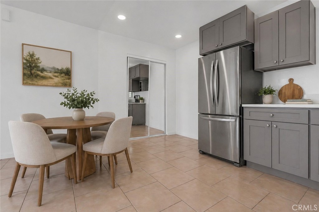 1301 E Pacific Coast Property Photo 14