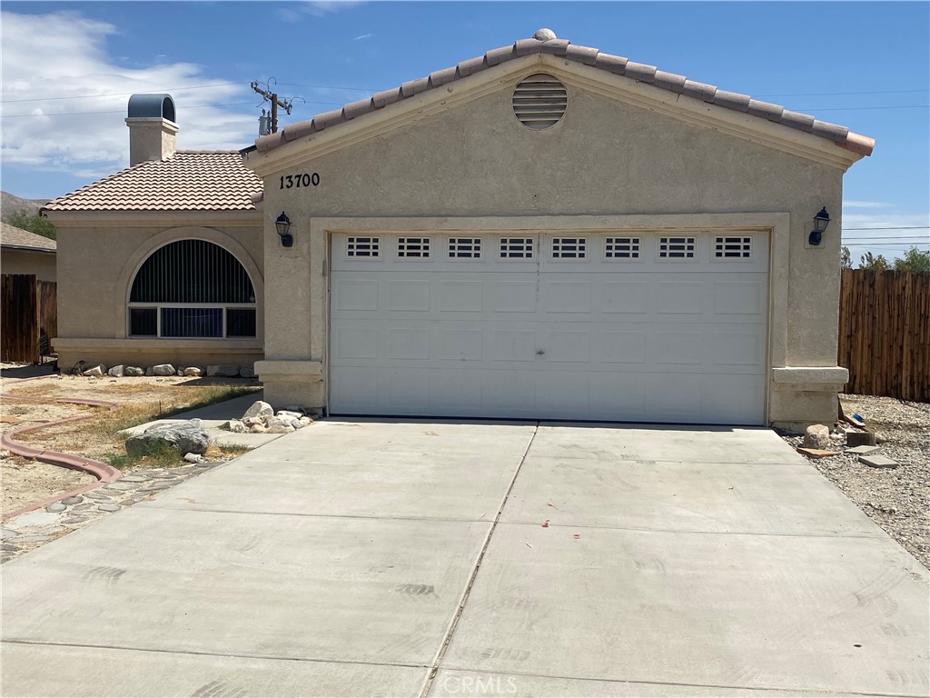 13700 El Cajon Property Photo 1