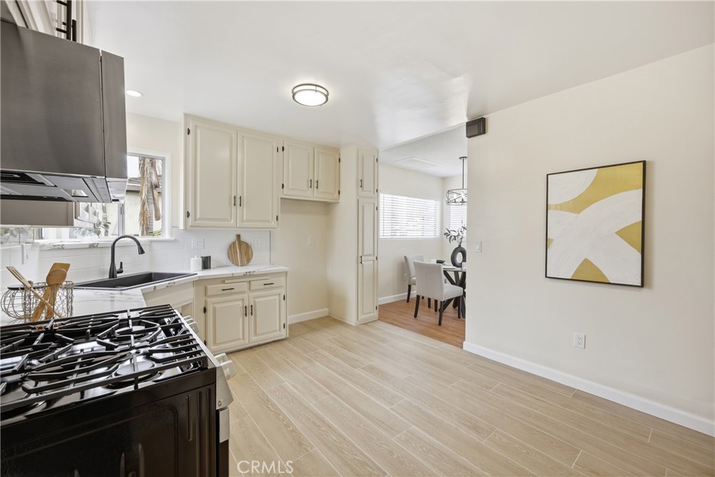 5412 Lemoran Avenue Property Photo 12