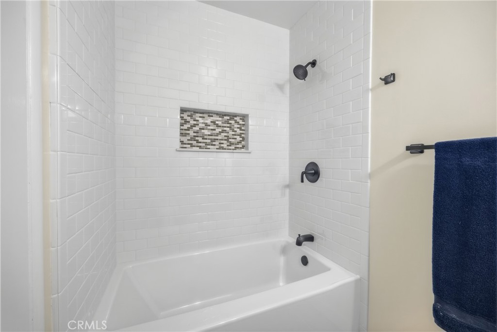 5412 Lemoran Avenue Property Photo 25