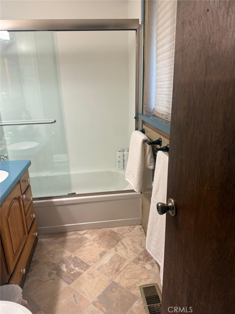1260 Minton Drive Property Photo 3