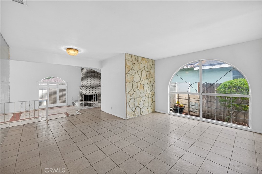 10529 La Mirada Property Photo 9