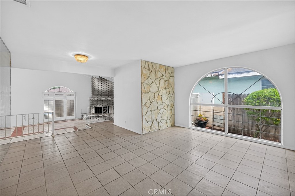 10529 La Mirada Property Photo 9