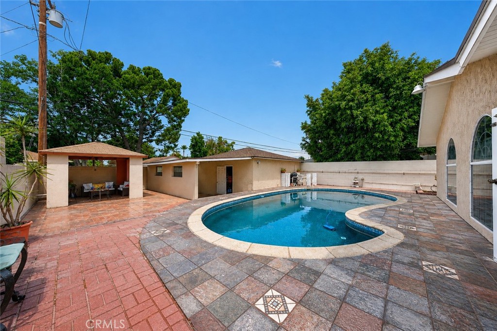 10529 La Mirada Property Photo 33
