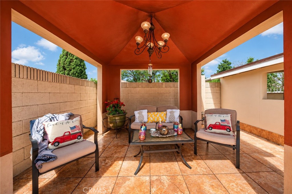 10529 La Mirada Property Photo 39