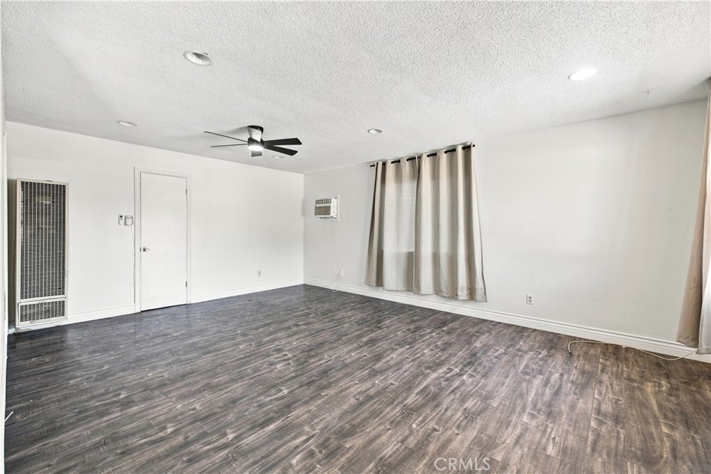 561 Lanier St Property Photo 4