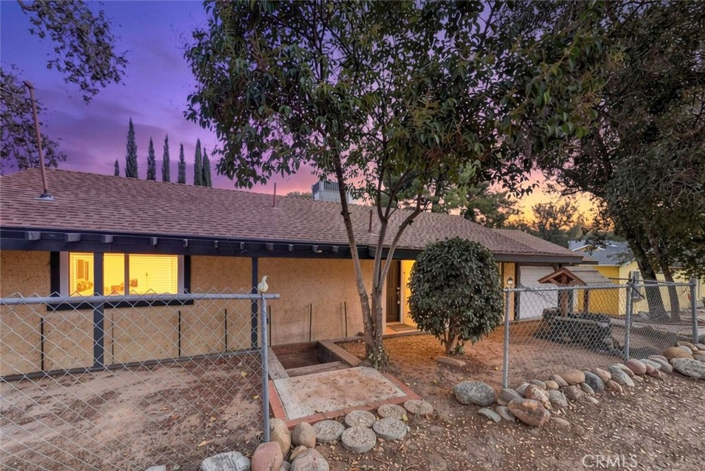 826 Katherine Road Property Photo 1