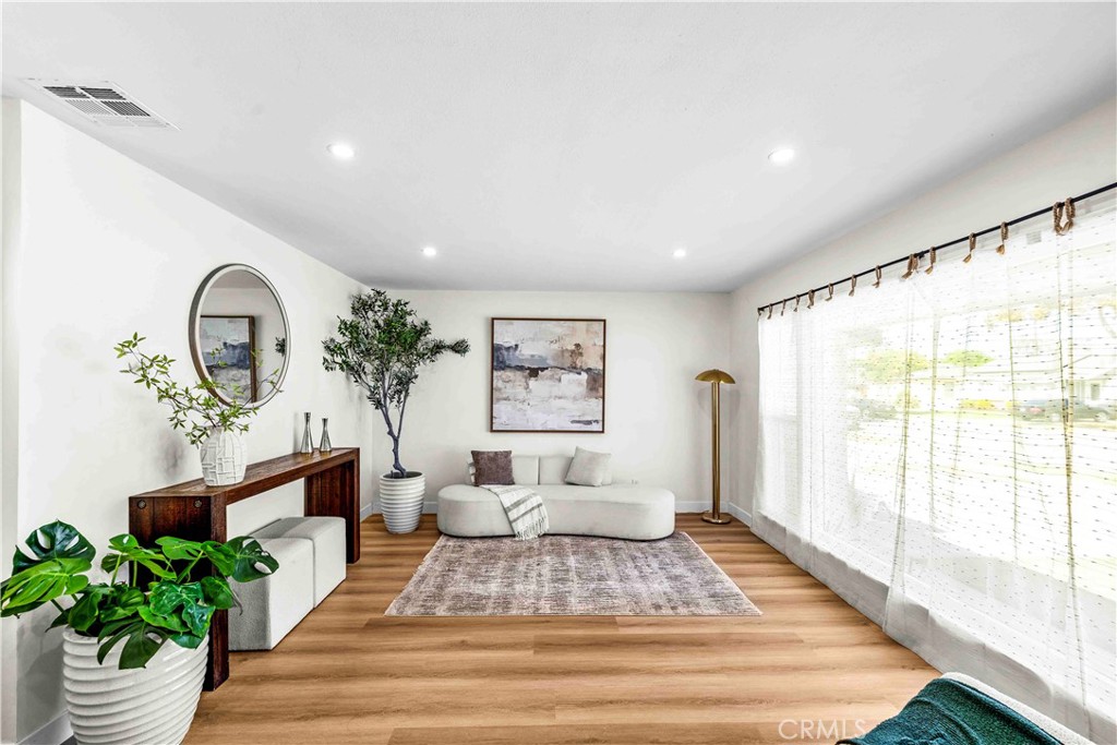 15429 Piuma Property Photo 4