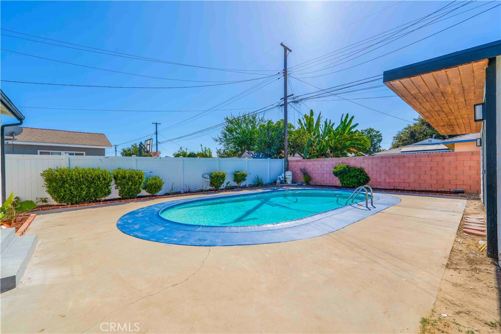 15429 Piuma Property Photo 22