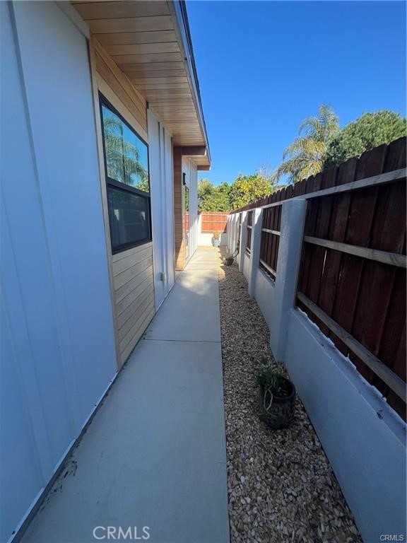 12213 Pine Property Photo 6