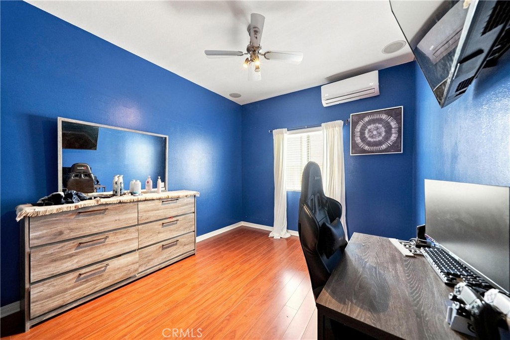 13817 Coolidge Property Photo 16