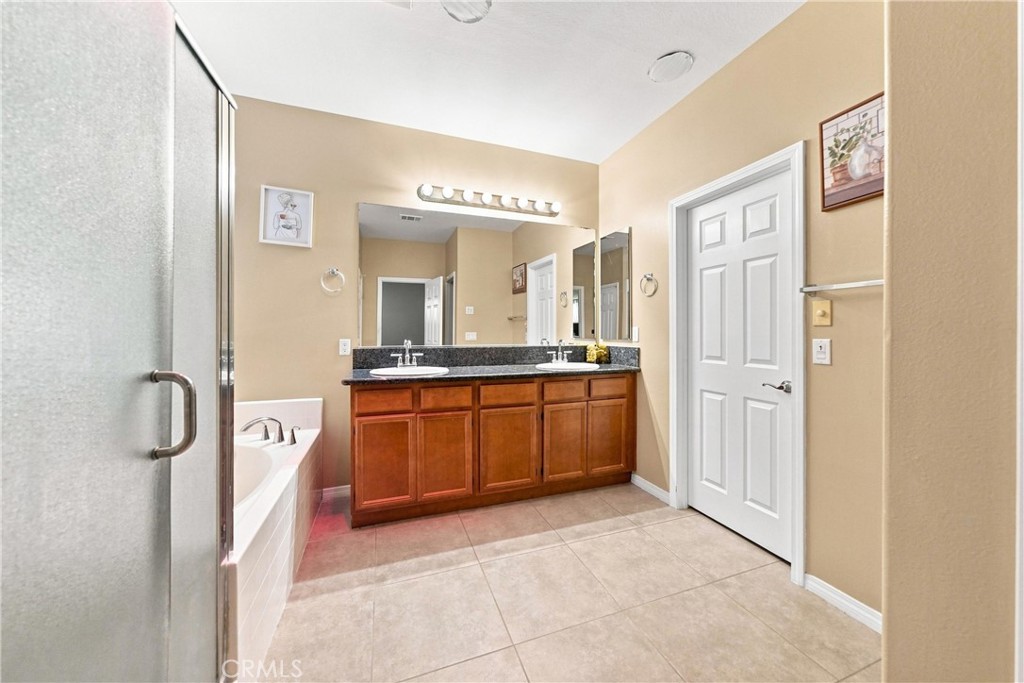 13817 Coolidge Property Photo 21