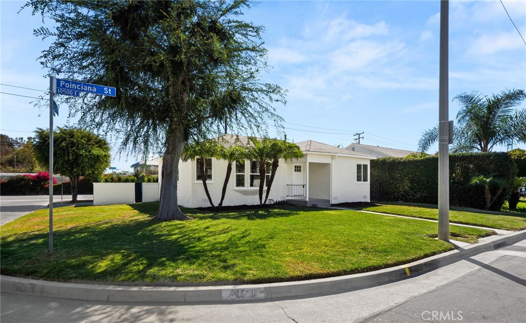 10538 Poinciana Property Photo 1