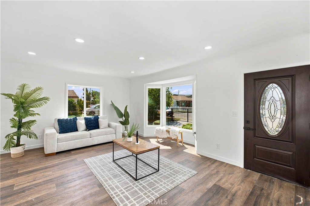 8453 Artson Street Property Photo 3
