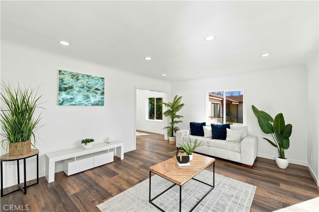8453 Artson Street Property Photo 7