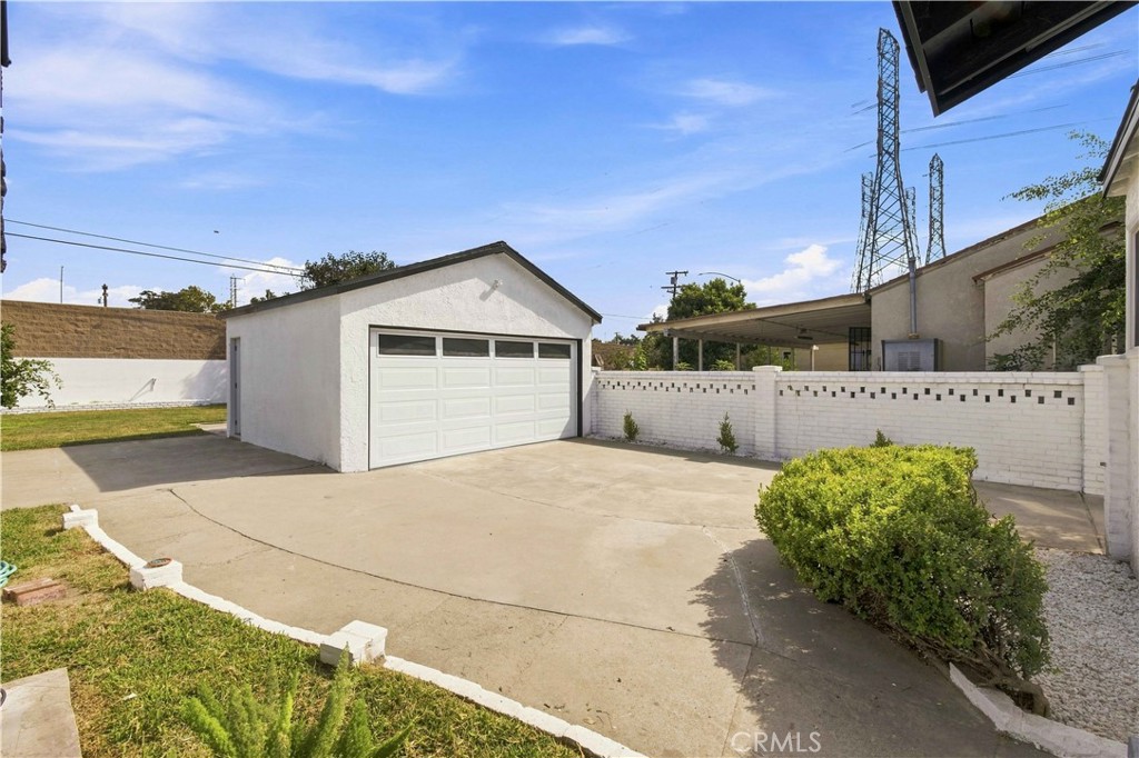 8453 Artson Street Property Photo 46
