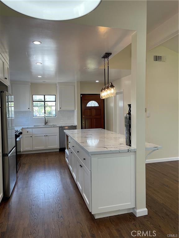 19205 Anza Property Photo 4