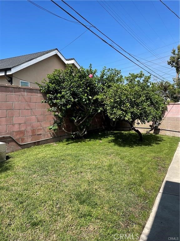 19205 Anza Property Photo 21