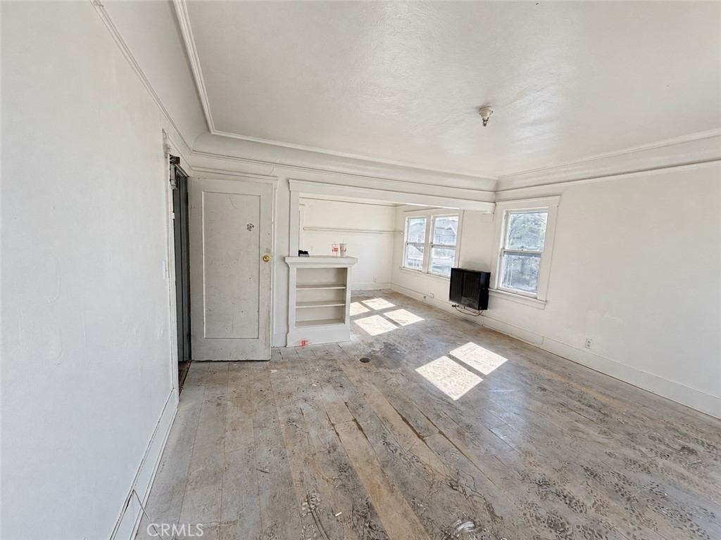 1306 W Martin Luther King Jr Property Photo 3