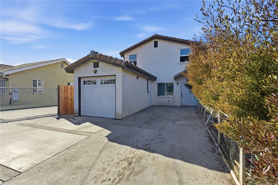 9577 Maie Property Photo 1