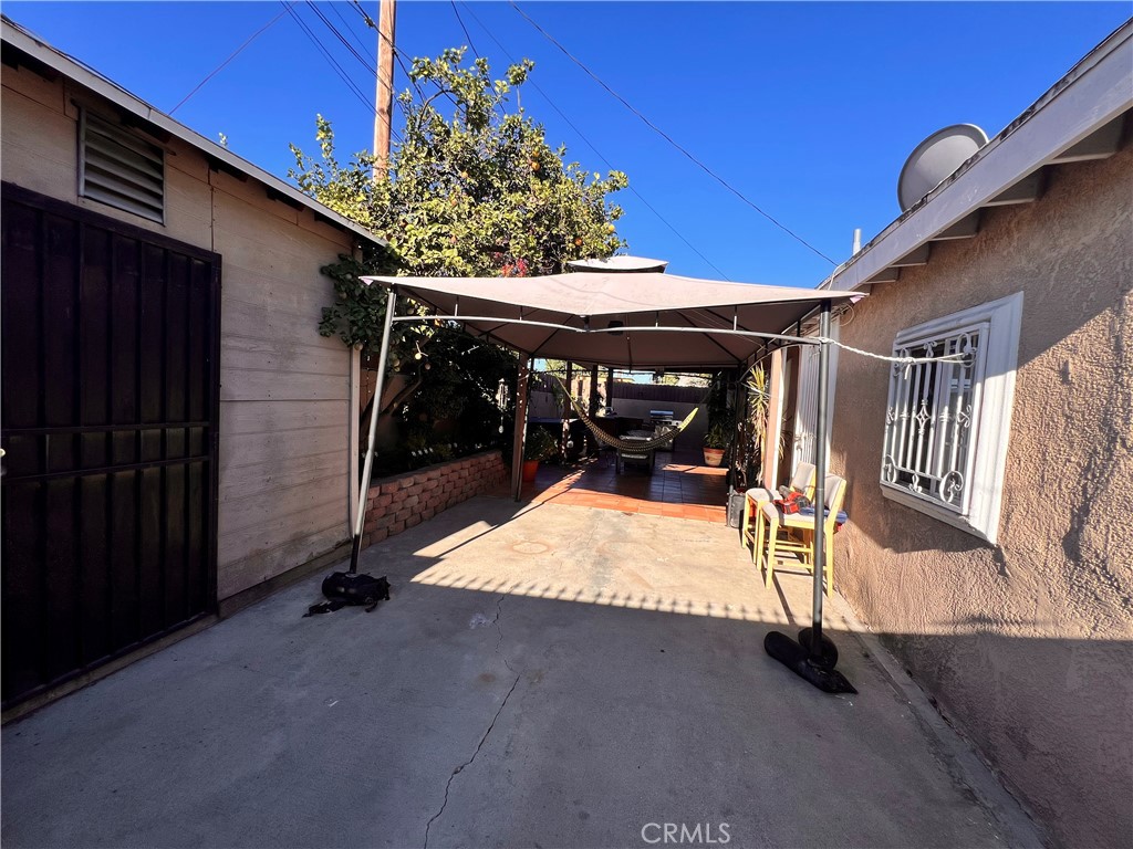 4815 Olanda Property Photo 20
