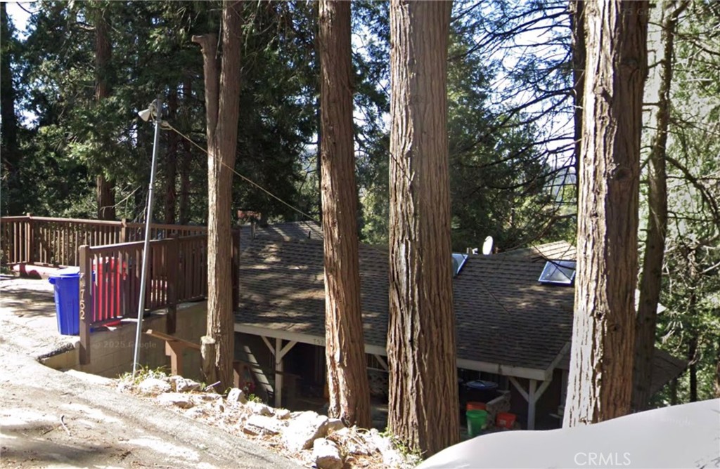 752 Big Oak Property Photo 1